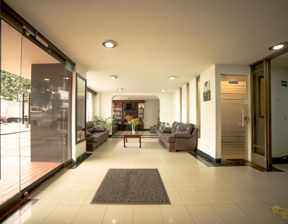 Apartamentos Galerias ボゴタ エクステリア 写真