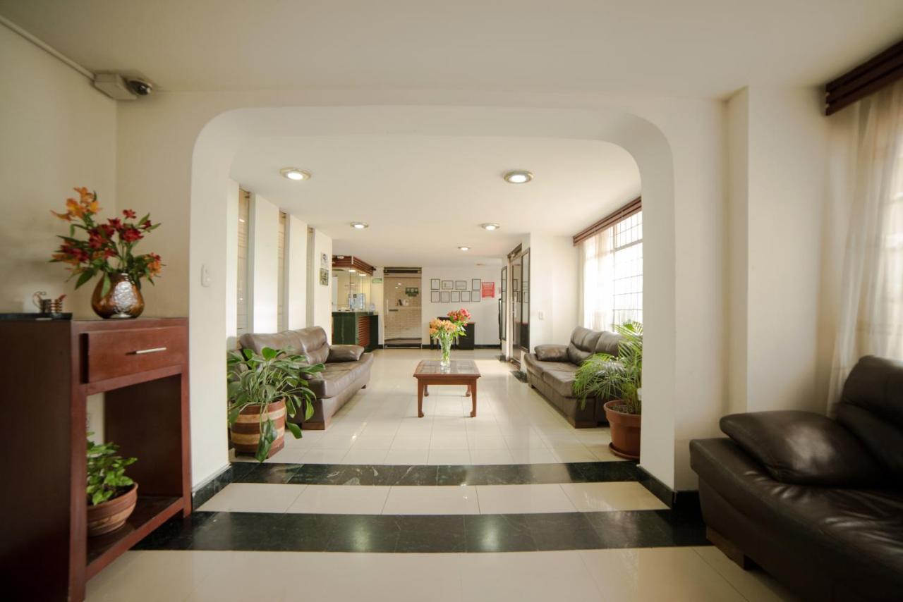 Apartamentos Galerias ボゴタ エクステリア 写真