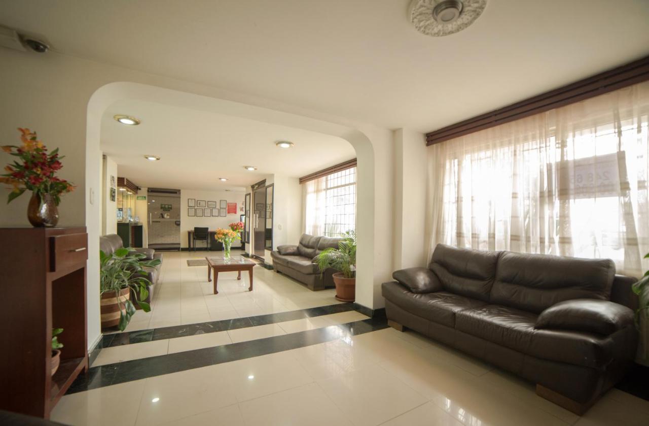 Apartamentos Galerias ボゴタ エクステリア 写真