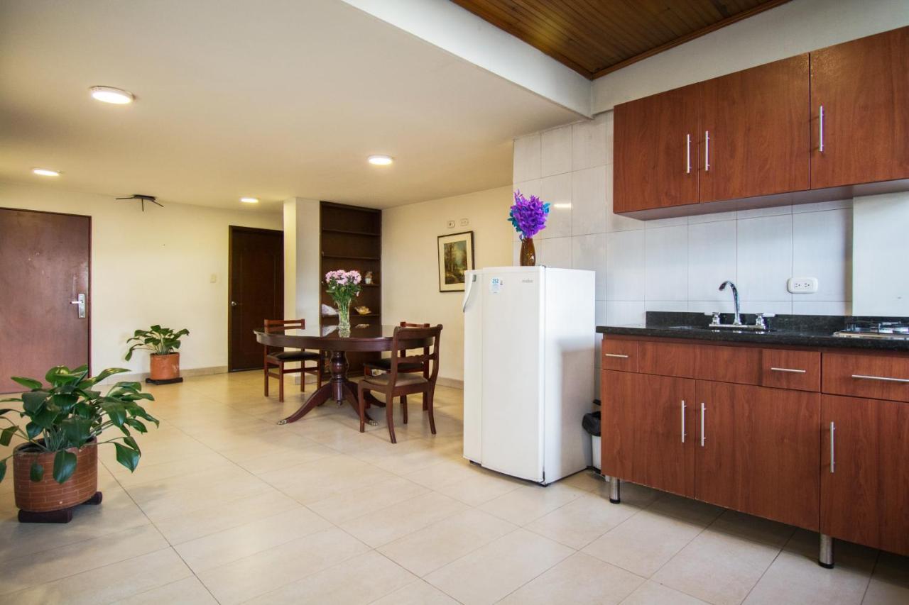 Apartamentos Galerias ボゴタ エクステリア 写真