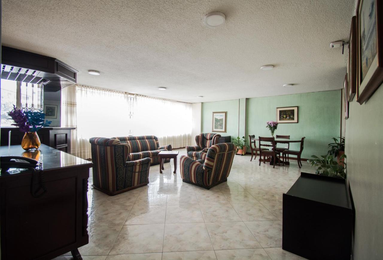Apartamentos Galerias ボゴタ エクステリア 写真