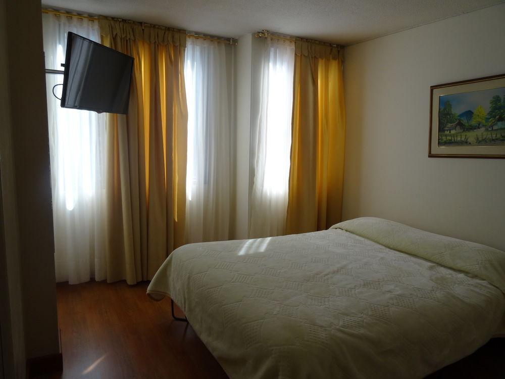 Apartamentos Galerias ボゴタ エクステリア 写真