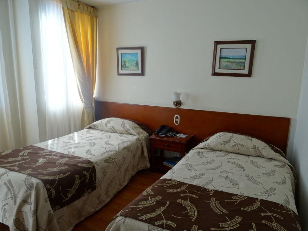 Apartamentos Galerias ボゴタ エクステリア 写真
